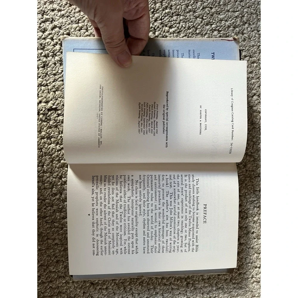 The Twelve Minor‎ Prophets by George L. Robinson